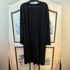 EUC Torrid open maxi cardigan. Black. Size 0